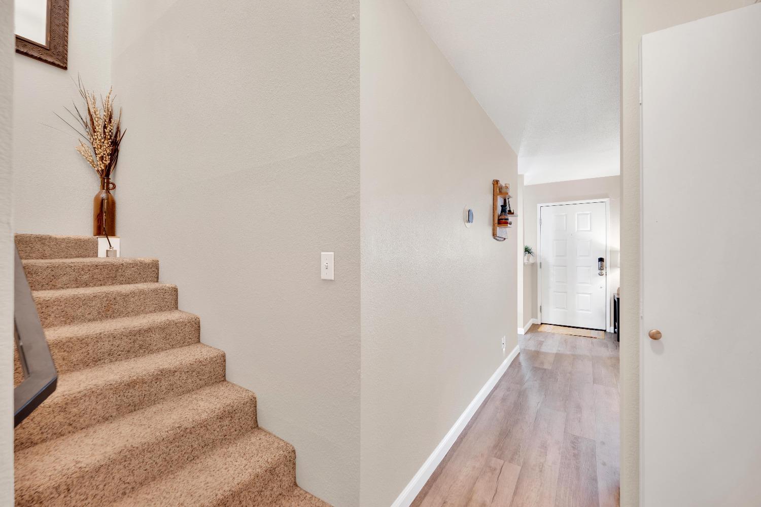 Detail Gallery Image 20 of 46 For 6332 Slippery Creek Ln, Citrus Heights,  CA 95621 - 3 Beds | 2/1 Baths