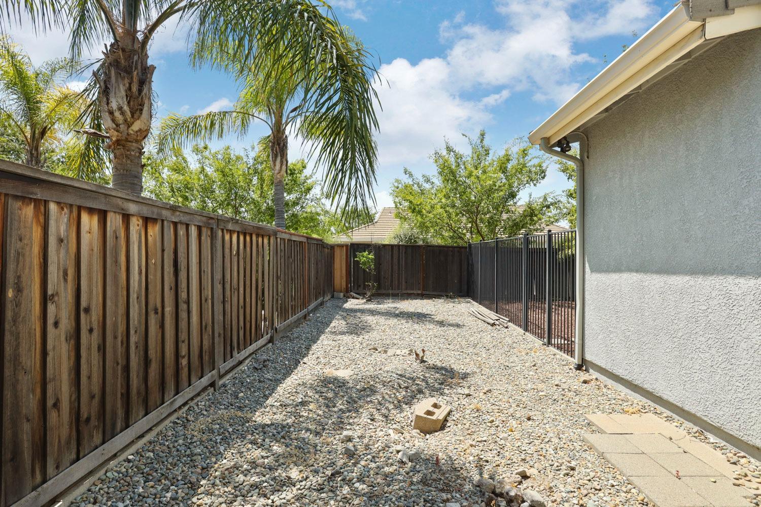 Detail Gallery Image 65 of 72 For 925 Farm House Ct, Rocklin,  CA 95765 - 5 Beds | 4/1 Baths