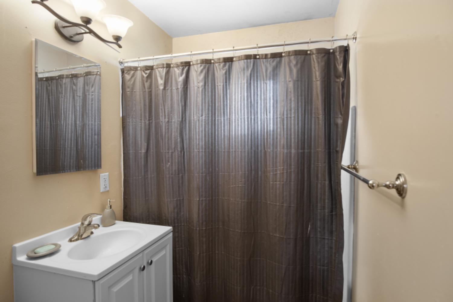 Detail Gallery Image 16 of 22 For 2277 E Gerard Ave, Merced,  CA 95341 - 3 Beds | 1 Baths