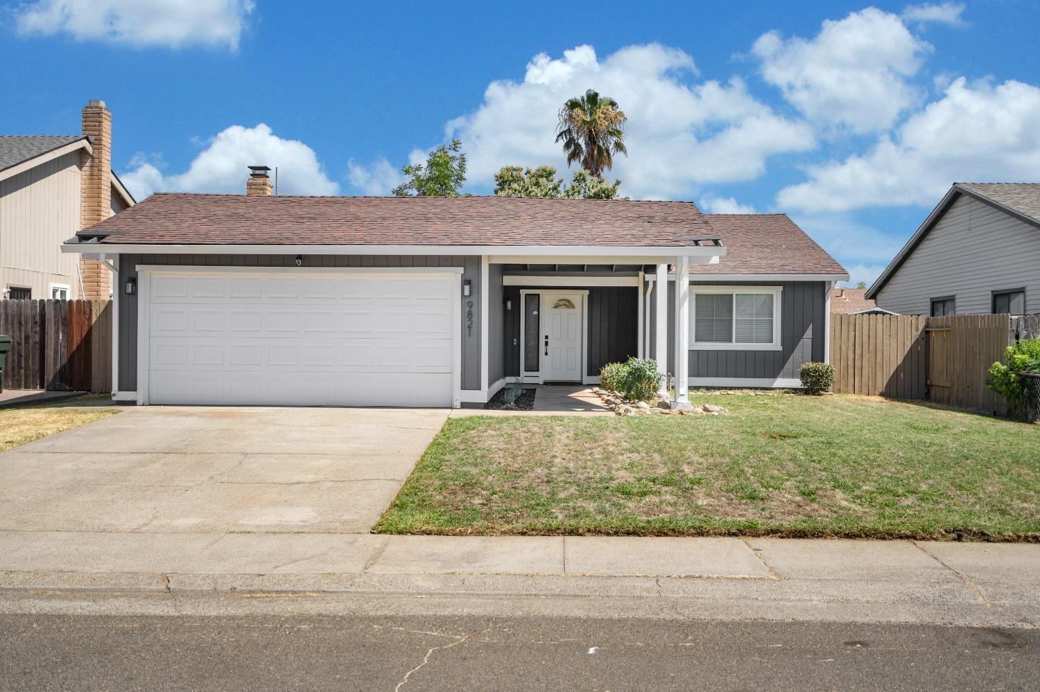 Detail Gallery Image 1 of 1 For 9821 Heartwood Way, Sacramento,  CA 95827 - 3 Beds | 2 Baths