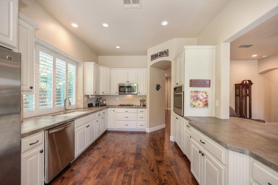 Detail Gallery Image 1 of 55 For 5004 Mertola Dr, El Dorado Hills,  CA 95762 - 3 Beds | 2 Baths