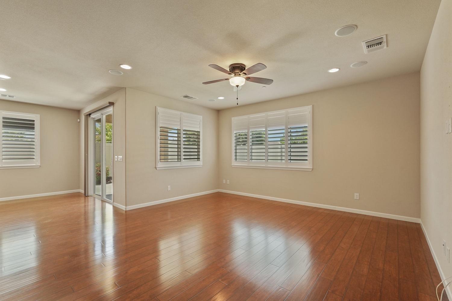 Detail Gallery Image 15 of 50 For 1312 Chestnut Hill Dr, Manteca,  CA 95336 - 3 Beds | 2 Baths