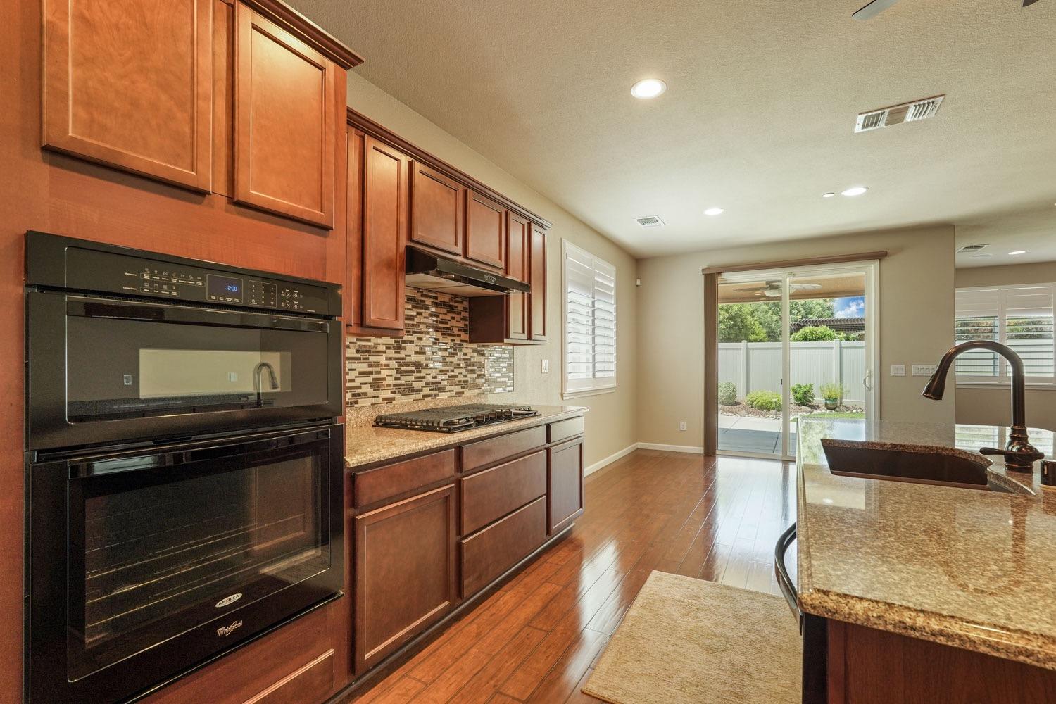 Detail Gallery Image 12 of 50 For 1312 Chestnut Hill Dr, Manteca,  CA 95336 - 3 Beds | 2 Baths