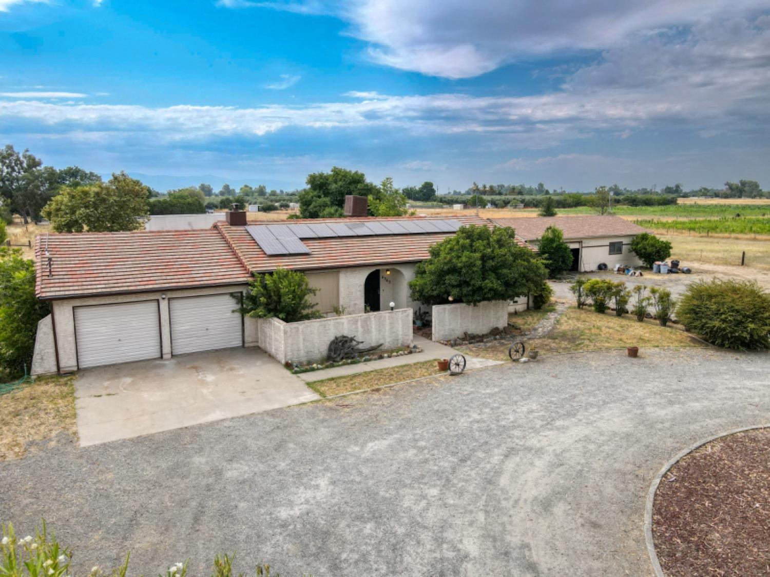 Detail Gallery Image 1 of 1 For 4302 Barham Ave, Corning,  CA 96021 - 3 Beds | 2 Baths