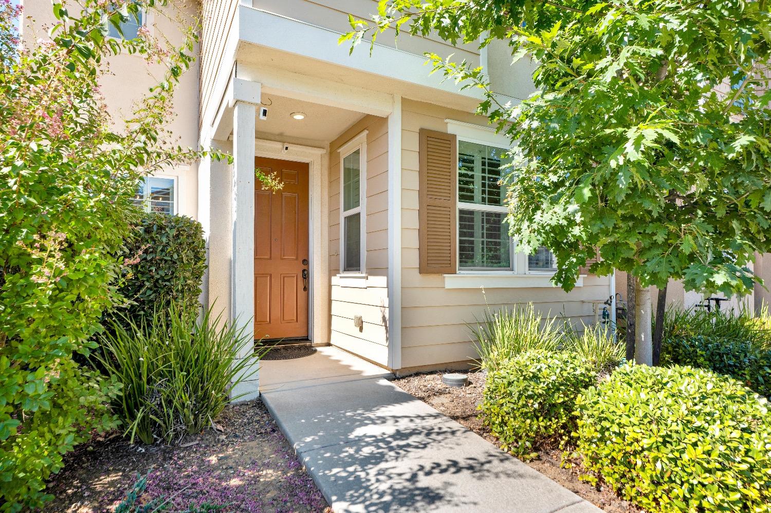 S Arrington Drive, Rancho Cordova, California image 5