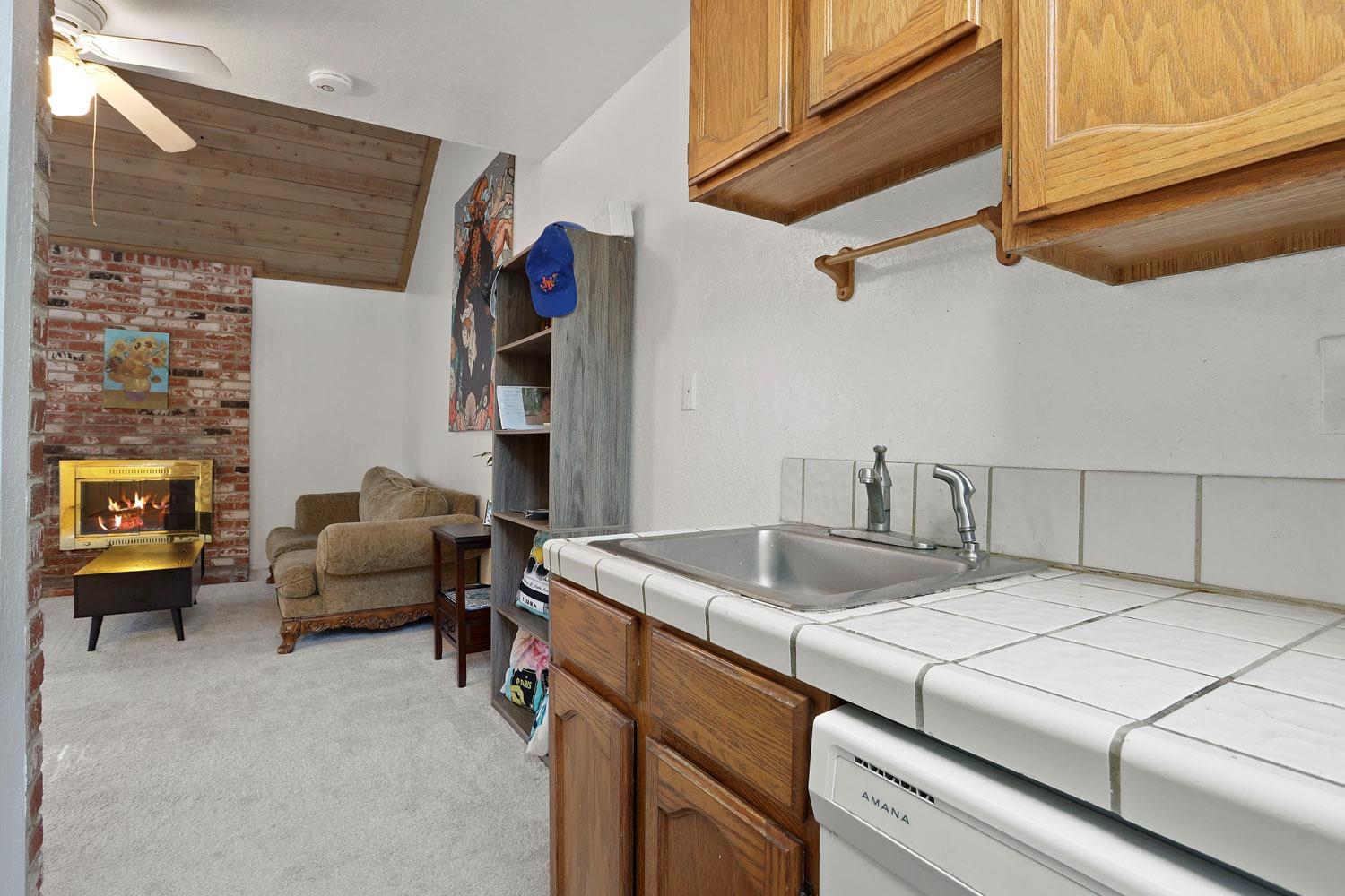 Detail Gallery Image 11 of 30 For 8667 Mariners Dr #52,  Stockton,  CA 95219 - 2 Beds | 1/1 Baths