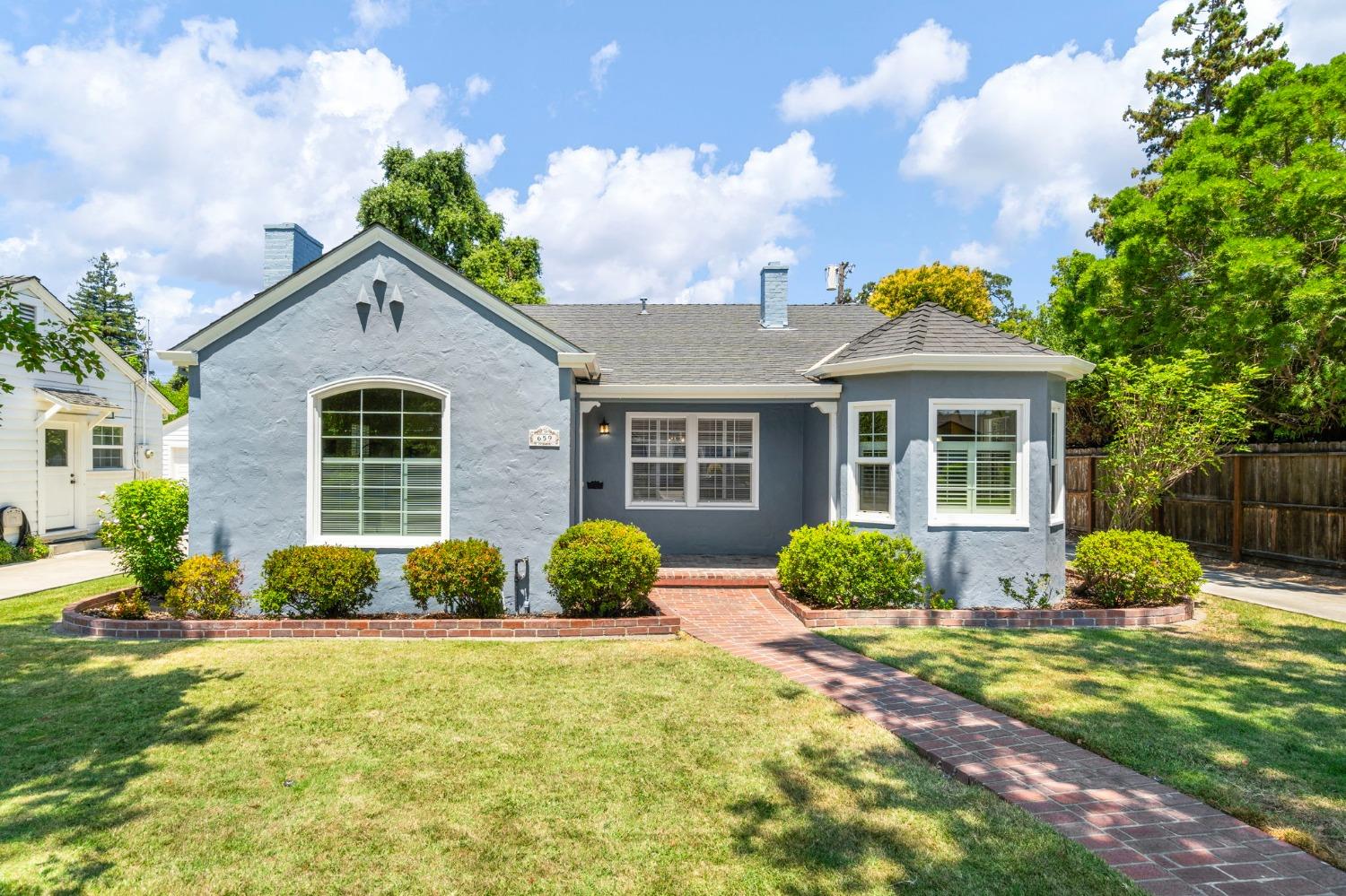 Detail Gallery Image 1 of 1 For 659 W Mariposa Ave, Stockton,  CA 95204 - 3 Beds | 1/1 Baths