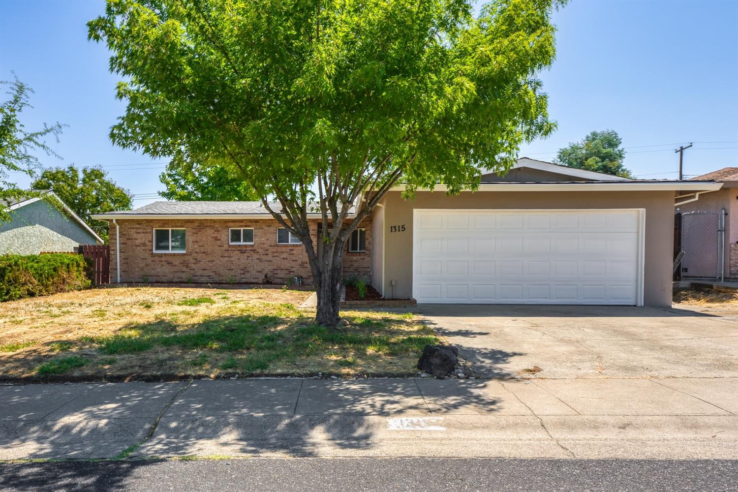 Detail Gallery Image 1 of 1 For 1315 Sheffield Way, Roseville,  CA 95661 - 3 Beds | 2 Baths