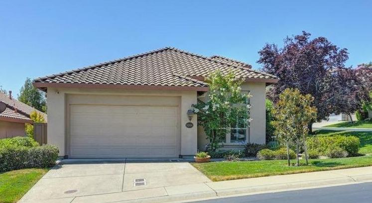 Detail Gallery Image 4 of 55 For 5004 Mertola Dr, El Dorado Hills,  CA 95762 - 3 Beds | 2 Baths