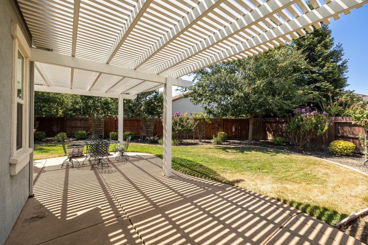 Detail Gallery Image 5 of 32 For 2096 Appersett Loop, Roseville,  CA 95747 - 3 Beds | 2 Baths