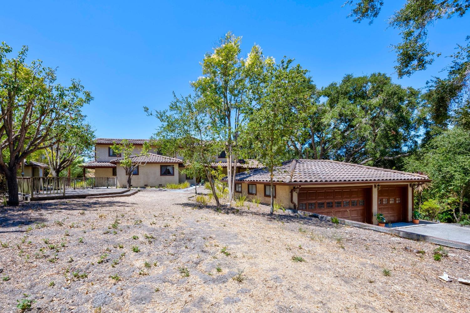 Detail Gallery Image 3 of 63 For 3474 Spring Creek Ln, Milpitas,  CA 95035 - 4 Beds | 4/1 Baths