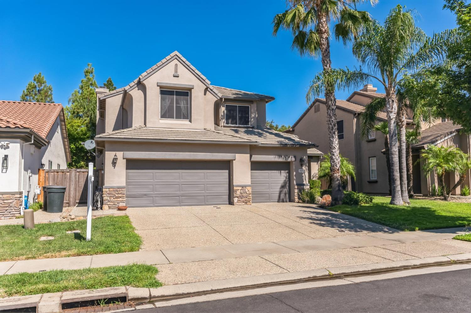 Detail Gallery Image 1 of 1 For 6909 Cherry Ridge Circle, Roseville,  CA 95678 - 5 Beds | 3 Baths