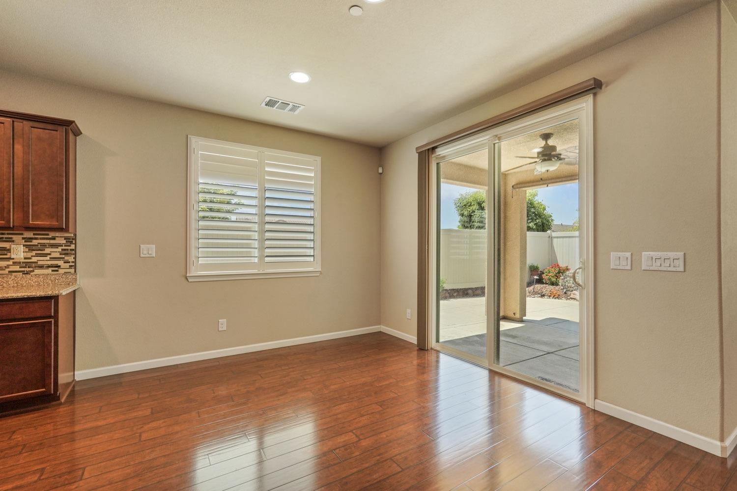 Detail Gallery Image 14 of 50 For 1312 Chestnut Hill Dr, Manteca,  CA 95336 - 3 Beds | 2 Baths