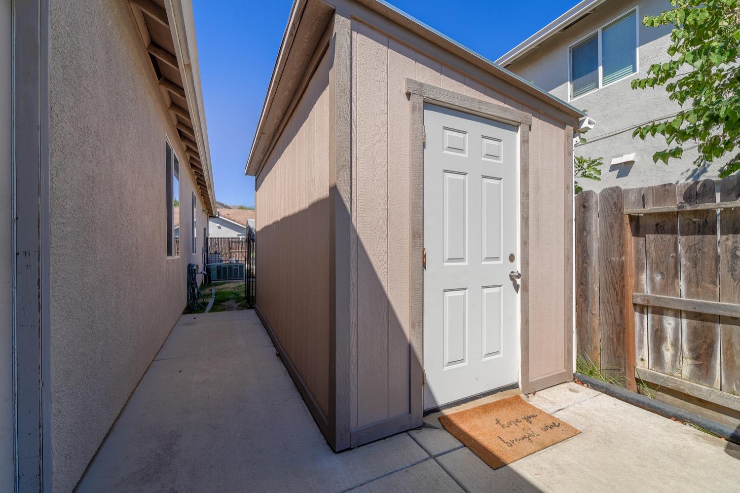 Detail Gallery Image 39 of 49 For 759 Bishop St, Manteca,  CA 95337 - 4 Beds | 2 Baths