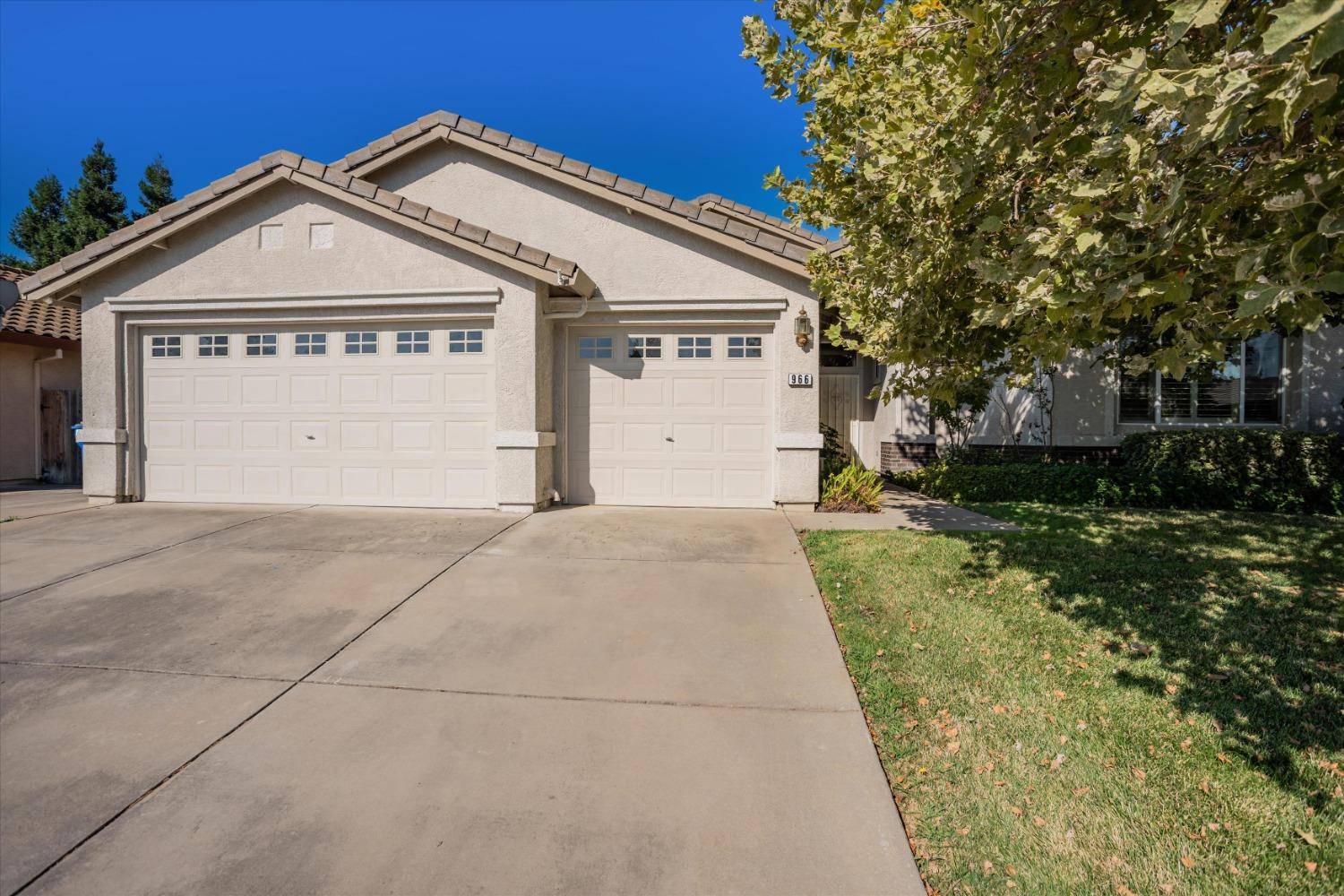 Detail Gallery Image 1 of 1 For 966 Park Terrace Dr, Galt,  CA 95632 - 4 Beds | 2 Baths