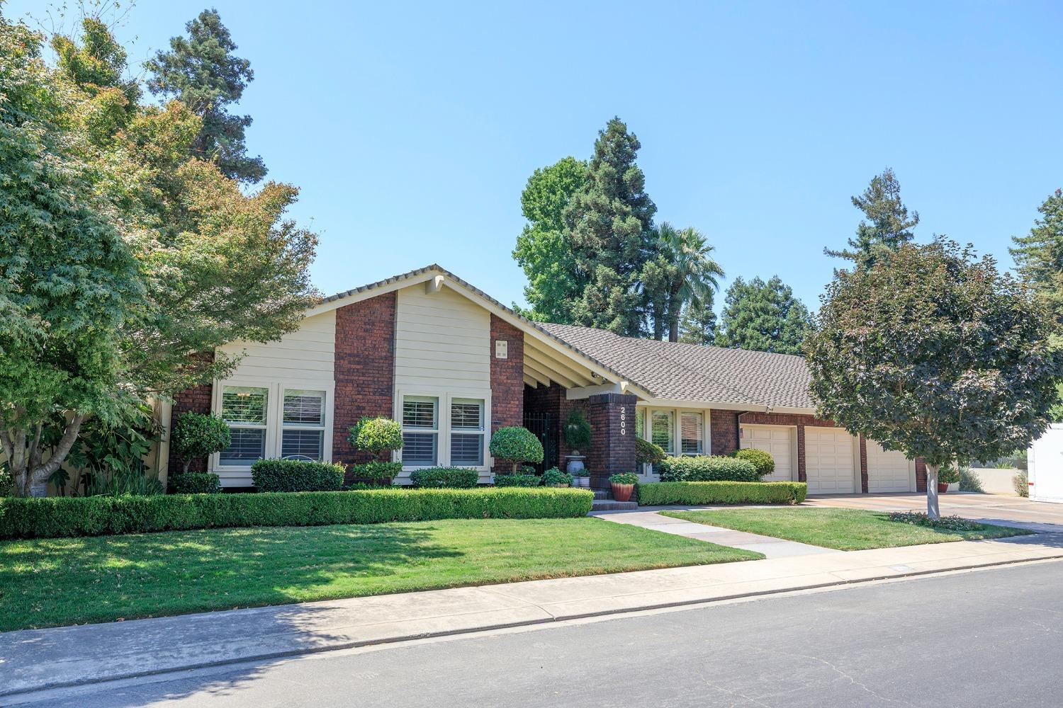 Detail Gallery Image 1 of 1 For 2600 Barola Ln, Modesto,  CA 95356 - 4 Beds | 3 Baths