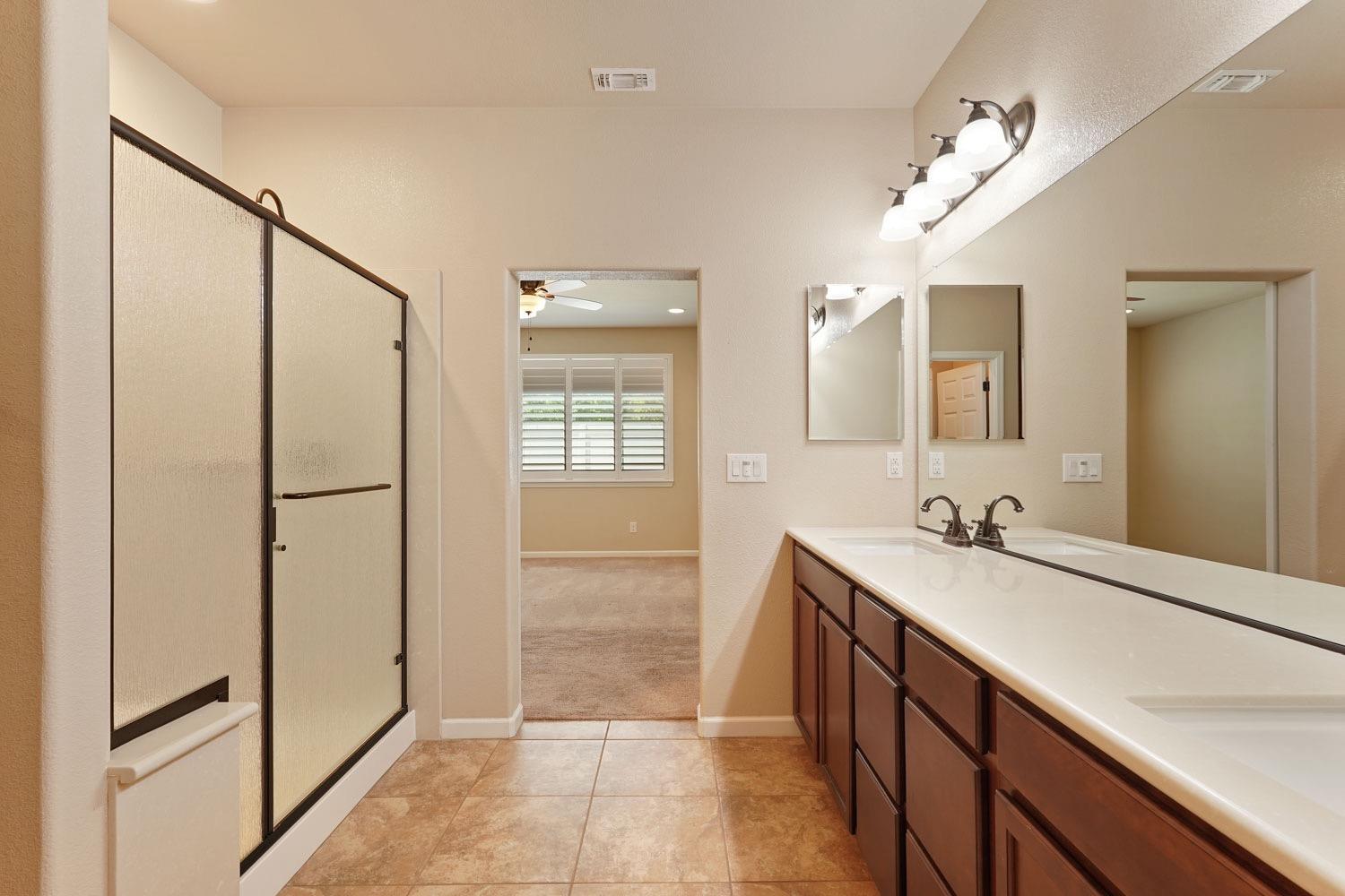 Detail Gallery Image 21 of 50 For 1312 Chestnut Hill Dr, Manteca,  CA 95336 - 3 Beds | 2 Baths