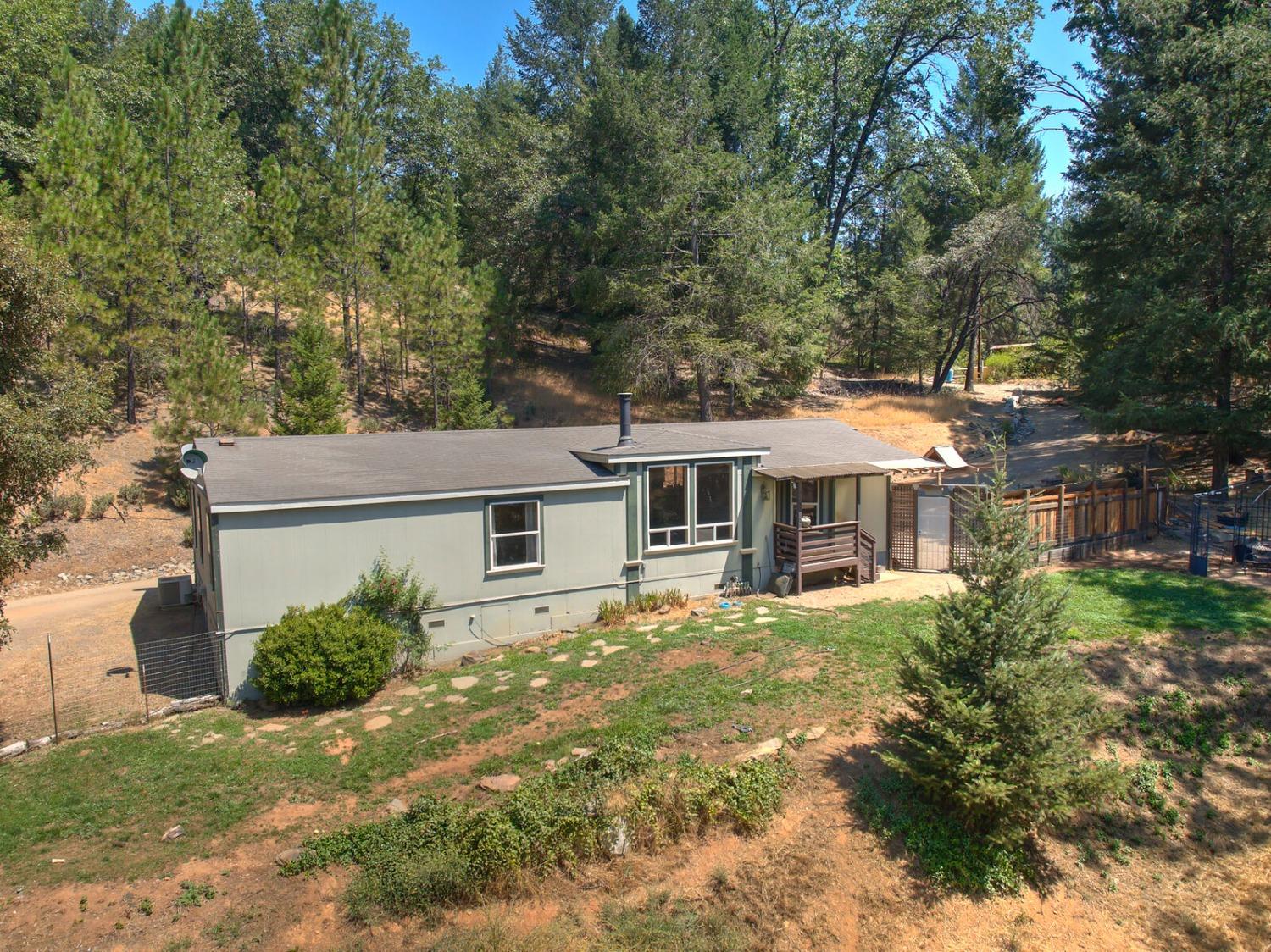 Detail Gallery Image 1 of 1 For 23260 Tree Farm Rd, Colfax,  CA 95713 - 3 Beds | 2 Baths