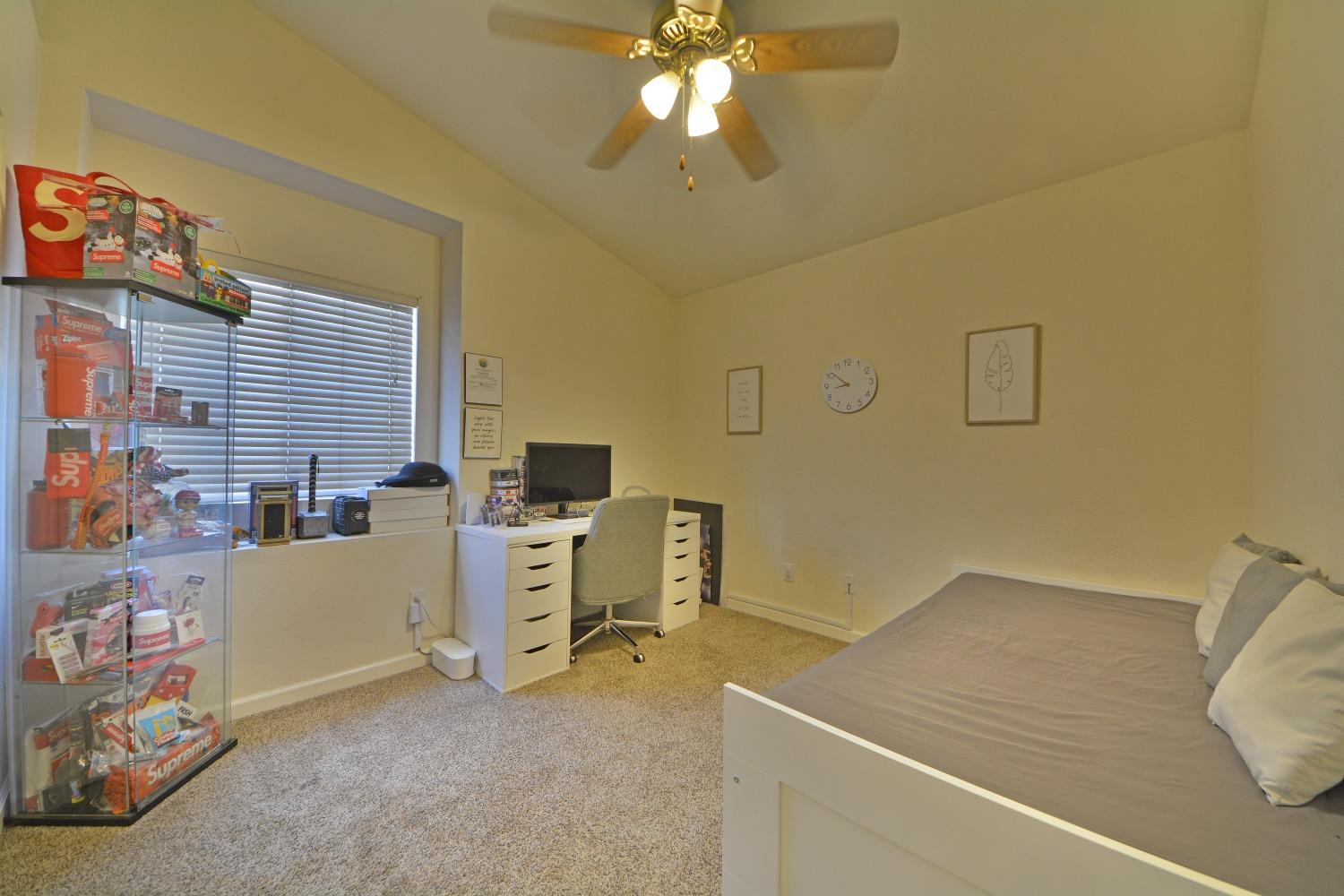 Detail Gallery Image 15 of 25 For 3541 Hepburn Cir, Stockton,  CA 95209 - 4 Beds | 2/1 Baths