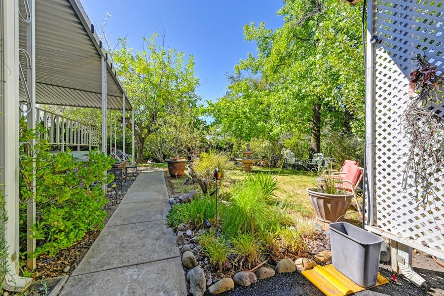 Detail Gallery Image 10 of 46 For 1982 Hillcrest Dr, Newcastle,  CA 95658 - 3 Beds | 2 Baths