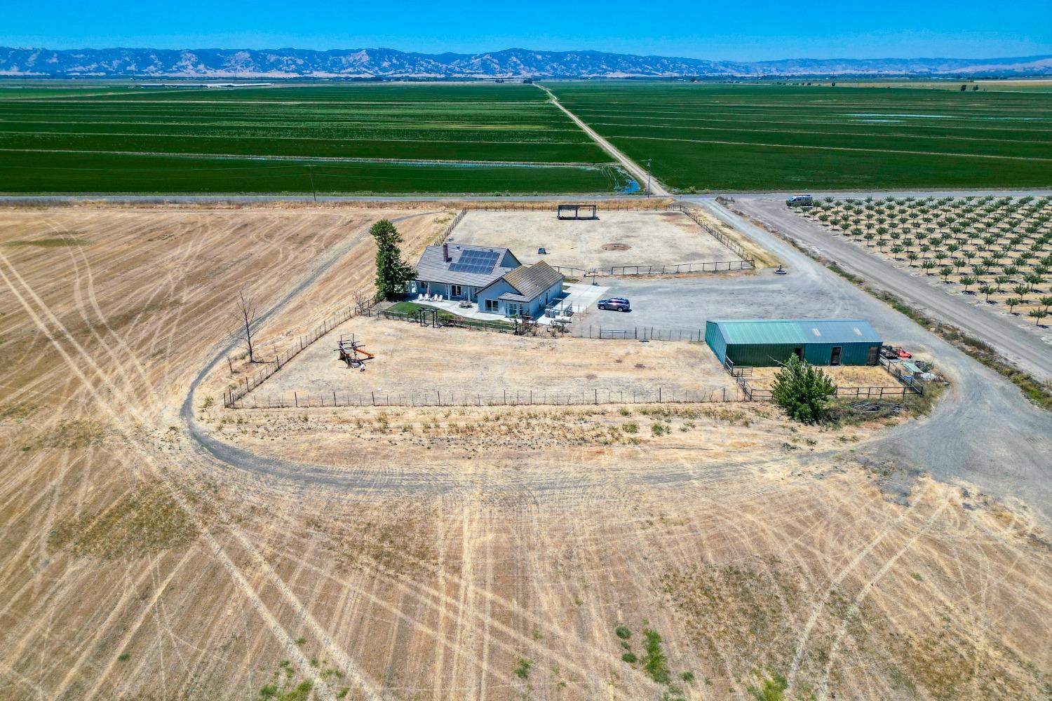 Detail Gallery Image 70 of 77 For 20505 County Road 93, Woodland,  CA 95695 - 4 Beds | 2/1 Baths