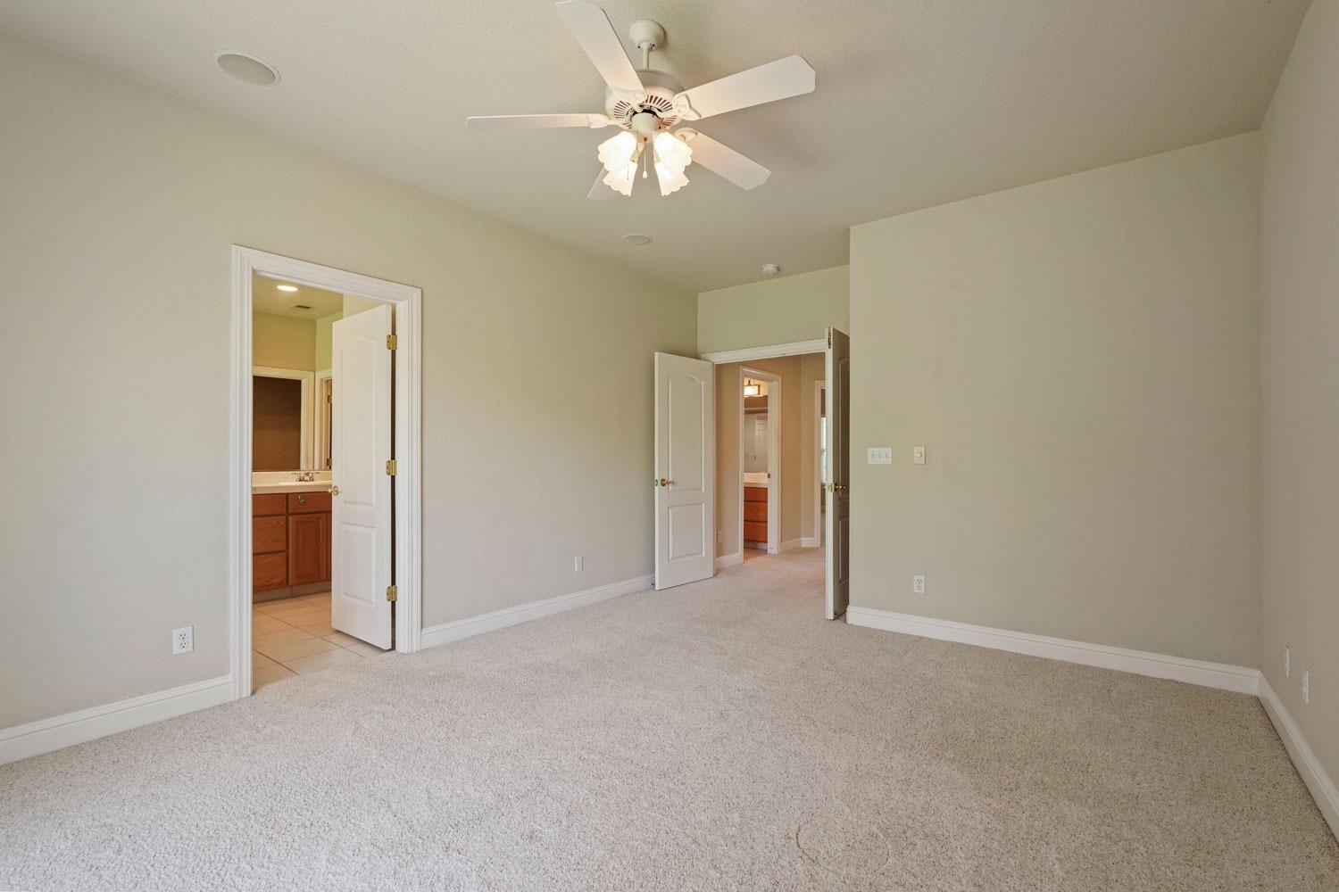 Detail Gallery Image 32 of 51 For 2837 Stratford Ln, Lodi,  CA 95242 - 3 Beds | 2 Baths