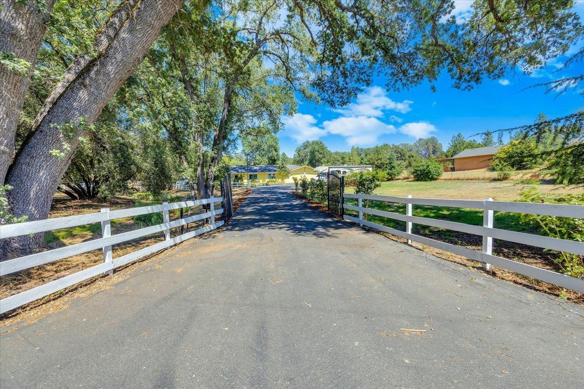 Hess Avenue, Sonora, California image 3