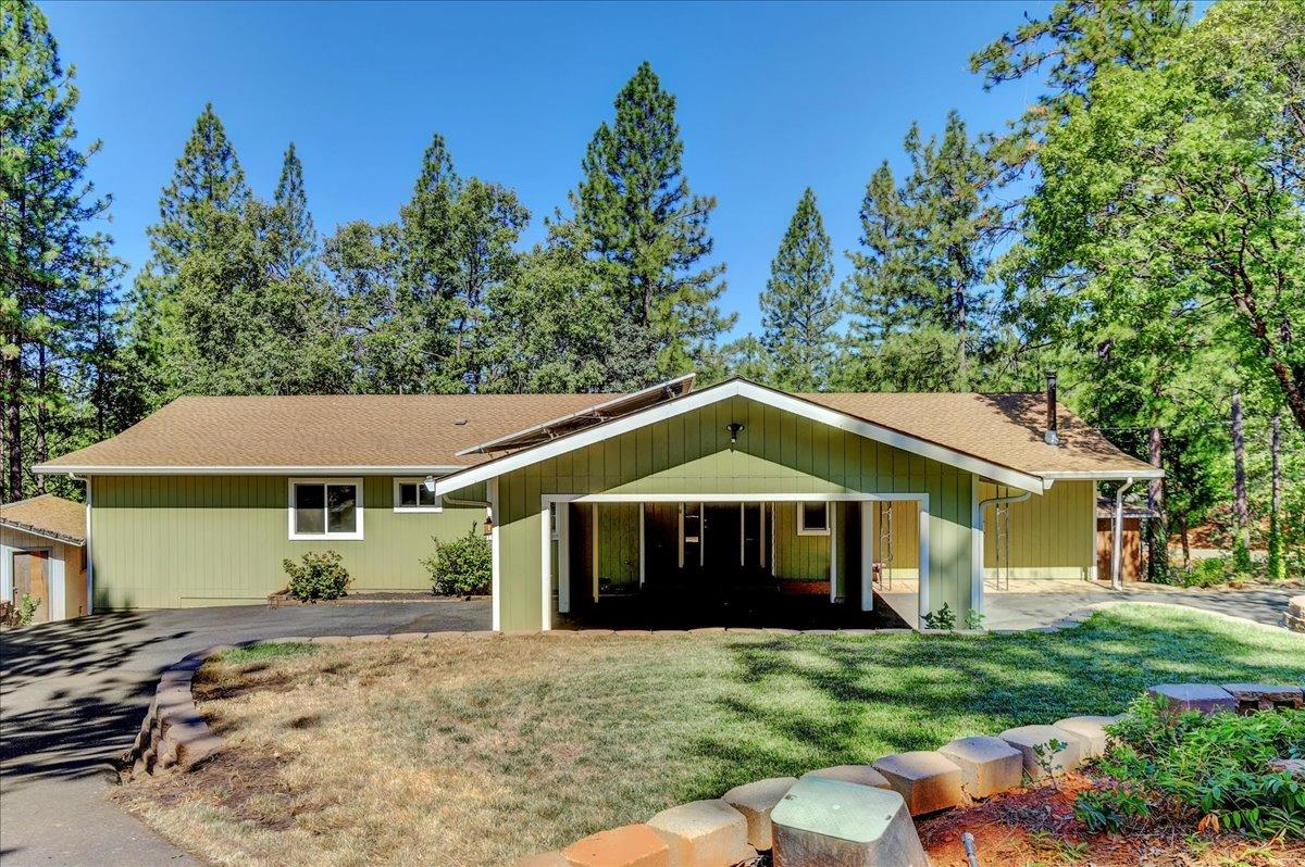 Detail Gallery Image 2 of 78 For 12865 Friar Tuck Rd, Grass Valley,  CA 95949 - 4 Beds | 3/1 Baths