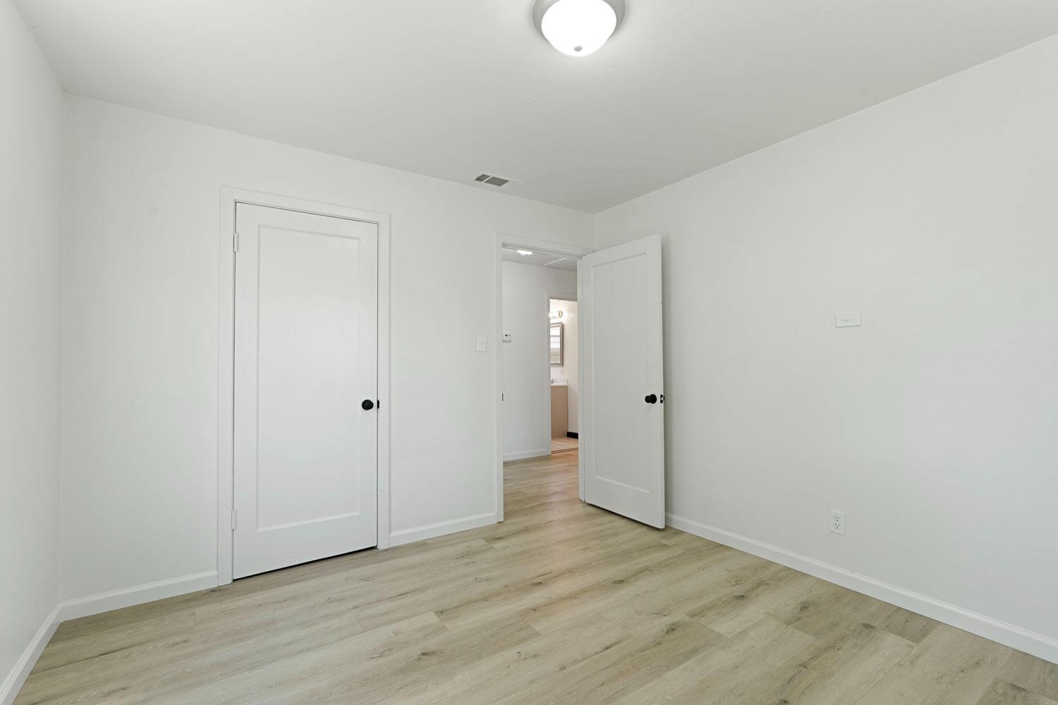 Detail Gallery Image 25 of 38 For 1409 Wilshire Ave, Stockton,  CA 95203 - 3 Beds | 1/1 Baths