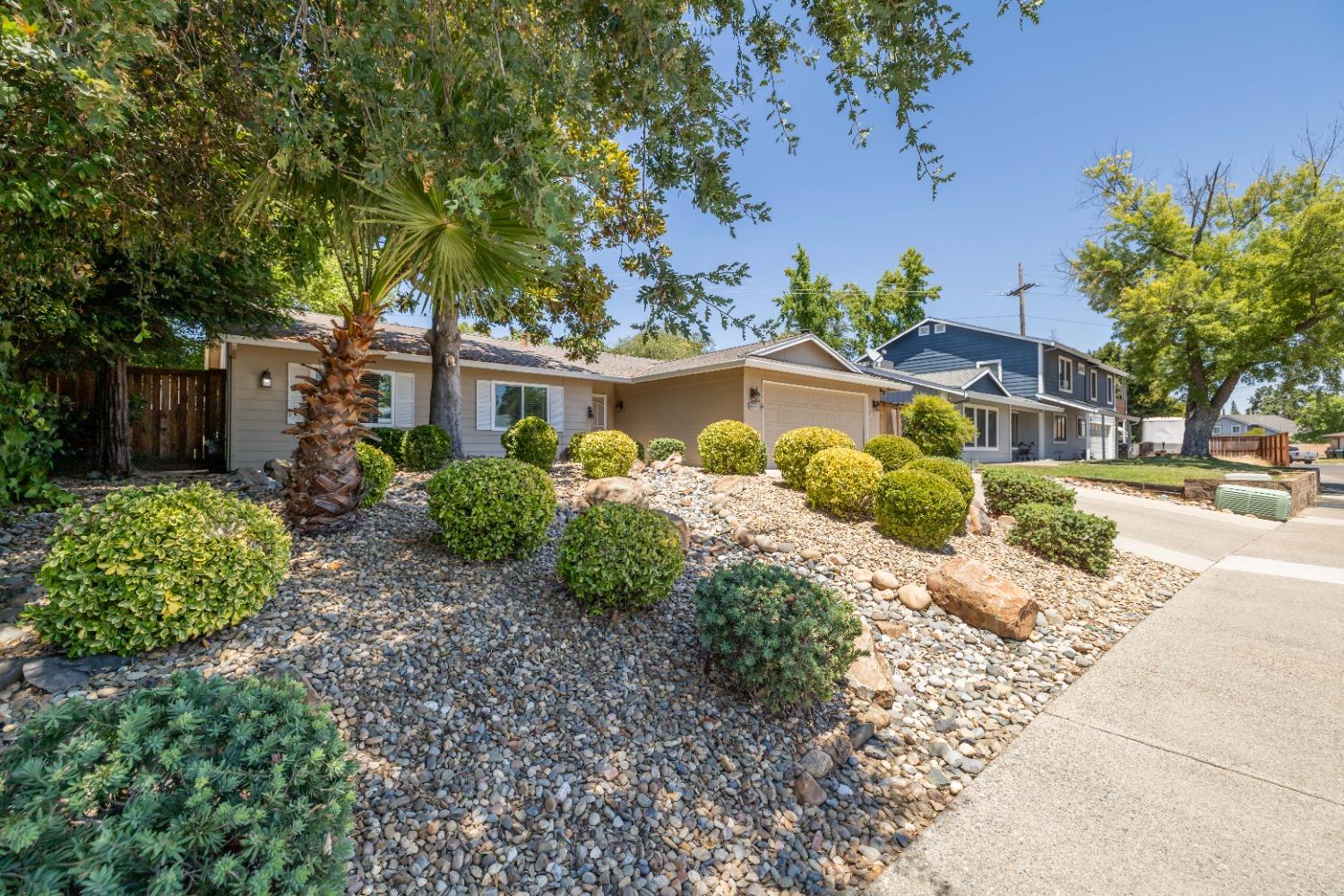 Detail Gallery Image 1 of 1 For 6927 Drywood, Orangevale,  CA 95662 - 3 Beds | 2 Baths