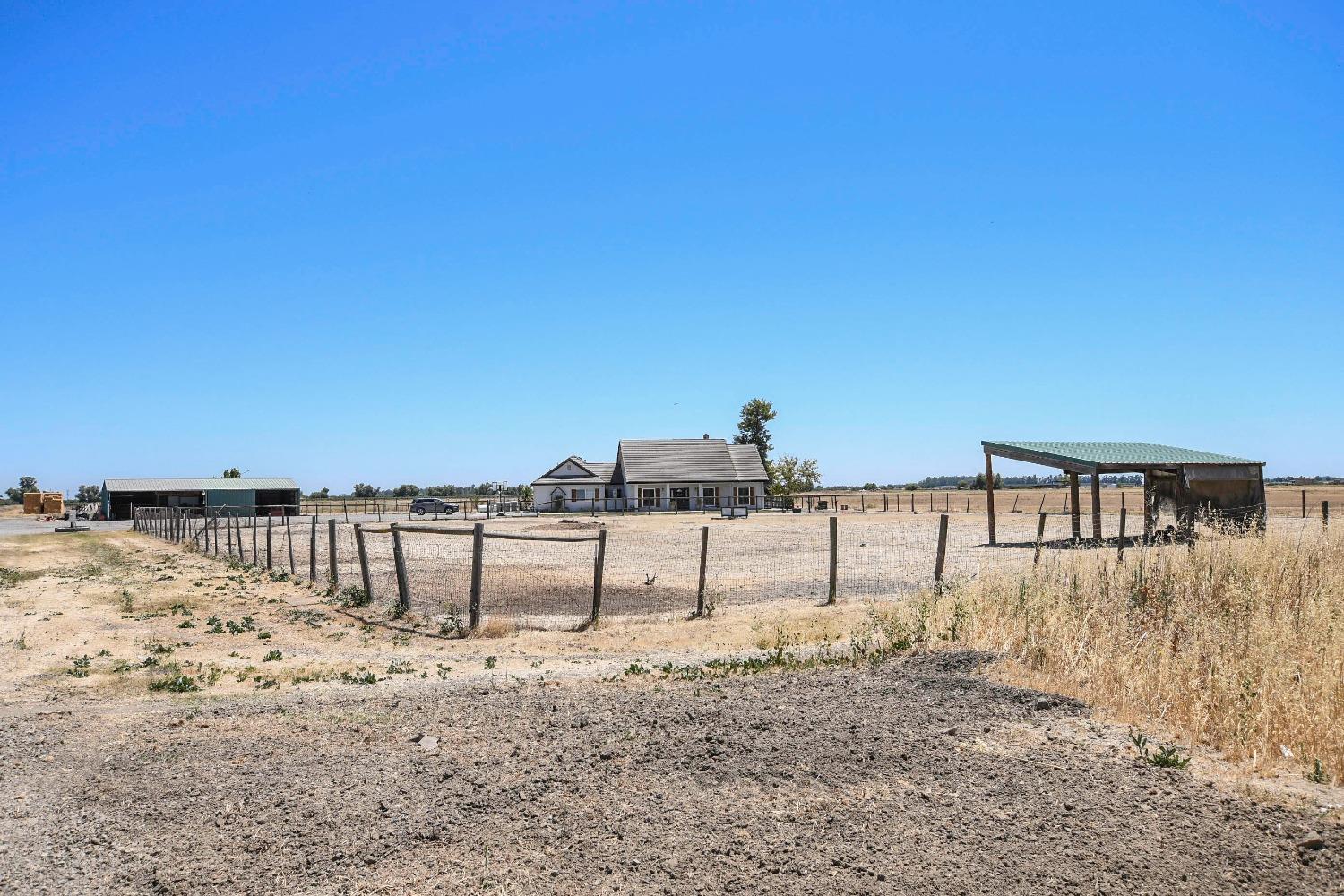 Detail Gallery Image 73 of 77 For 20505 County Road 93, Woodland,  CA 95695 - 4 Beds | 2/1 Baths