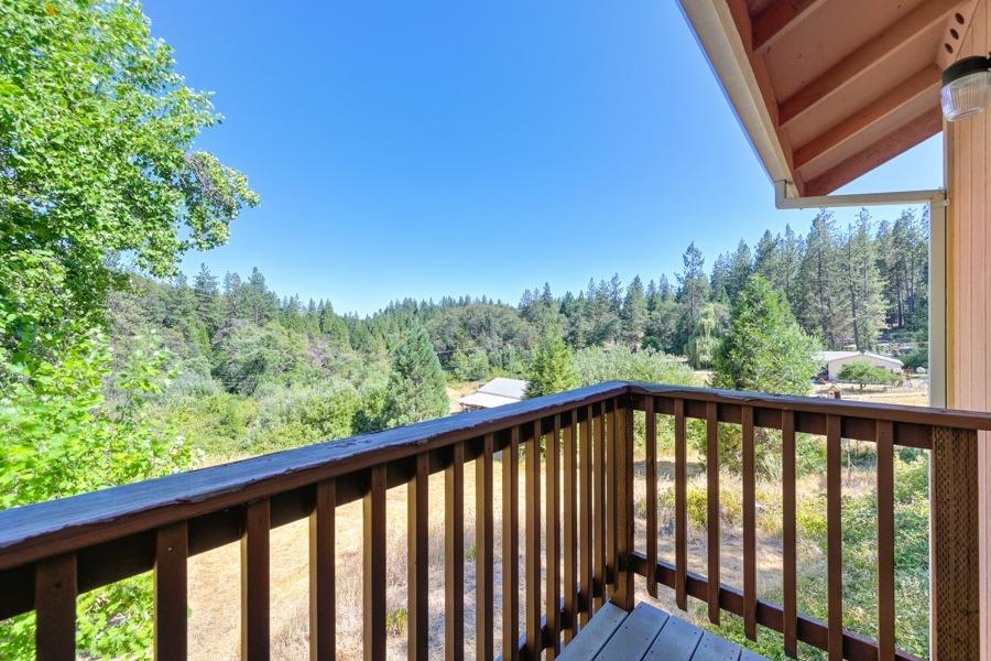 Detail Gallery Image 38 of 67 For 16736 Colfax Hwy, Grass Valley,  CA 95945 - 2 Beds | 2 Baths