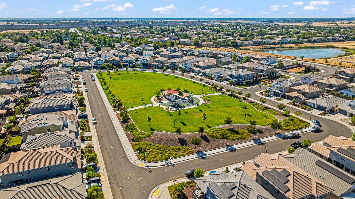 Detail Gallery Image 52 of 54 For 12082 Erato Cir, Rancho Cordova,  CA 95742 - 4 Beds | 2/1 Baths