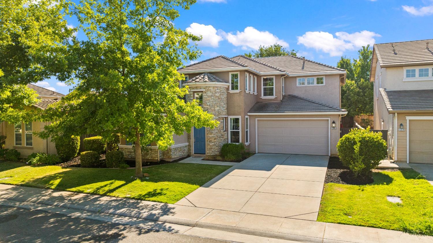 Detail Gallery Image 3 of 54 For 12082 Erato Cir, Rancho Cordova,  CA 95742 - 4 Beds | 2/1 Baths