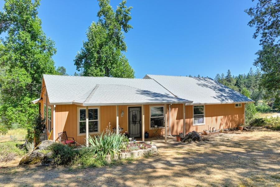 Detail Gallery Image 1 of 67 For 16736 Colfax Hwy, Grass Valley,  CA 95945 - 2 Beds | 2 Baths