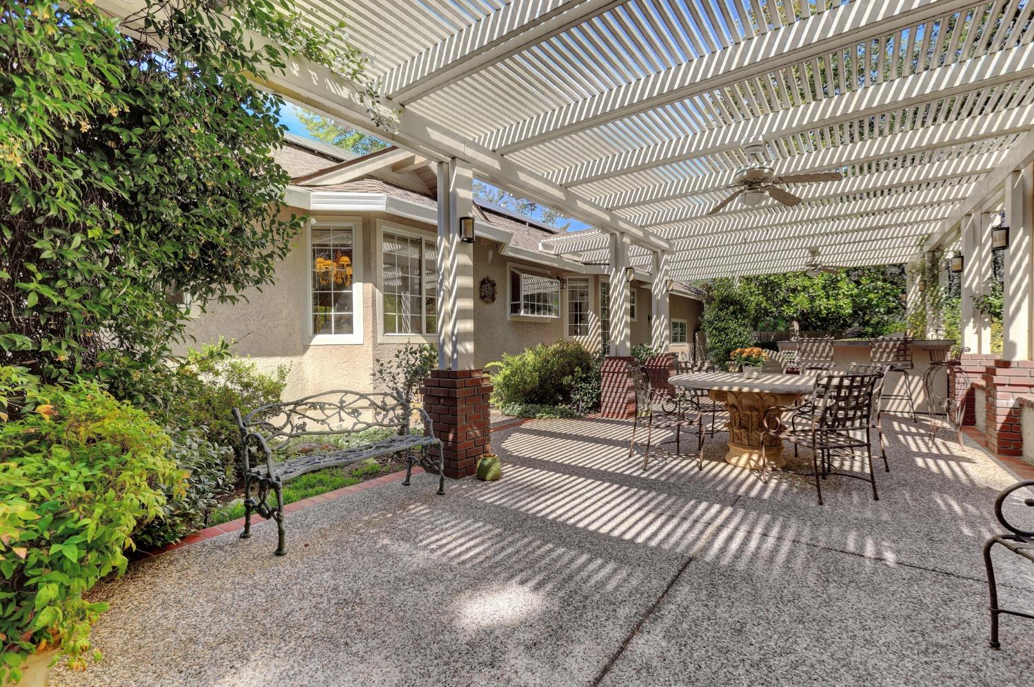 Round Valley Circle, Grass Valley, California image 47