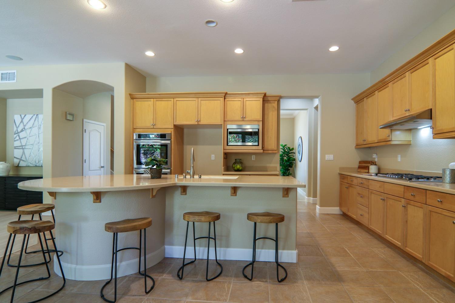 Raintree Court, Rocklin, California image 15