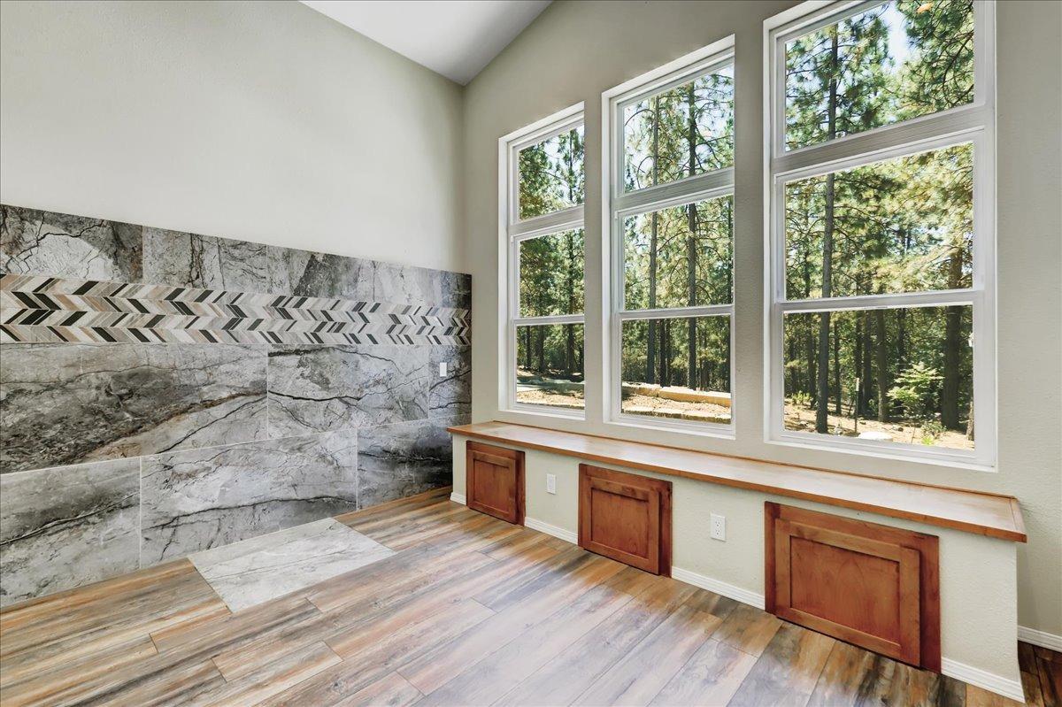 Detail Gallery Image 37 of 78 For 12865 Friar Tuck Rd, Grass Valley,  CA 95949 - 4 Beds | 3/1 Baths