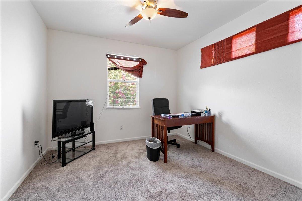 Detail Gallery Image 12 of 34 For 251 Natalino Cir, Sacramento,  CA 95835 - 3 Beds | 2/1 Baths