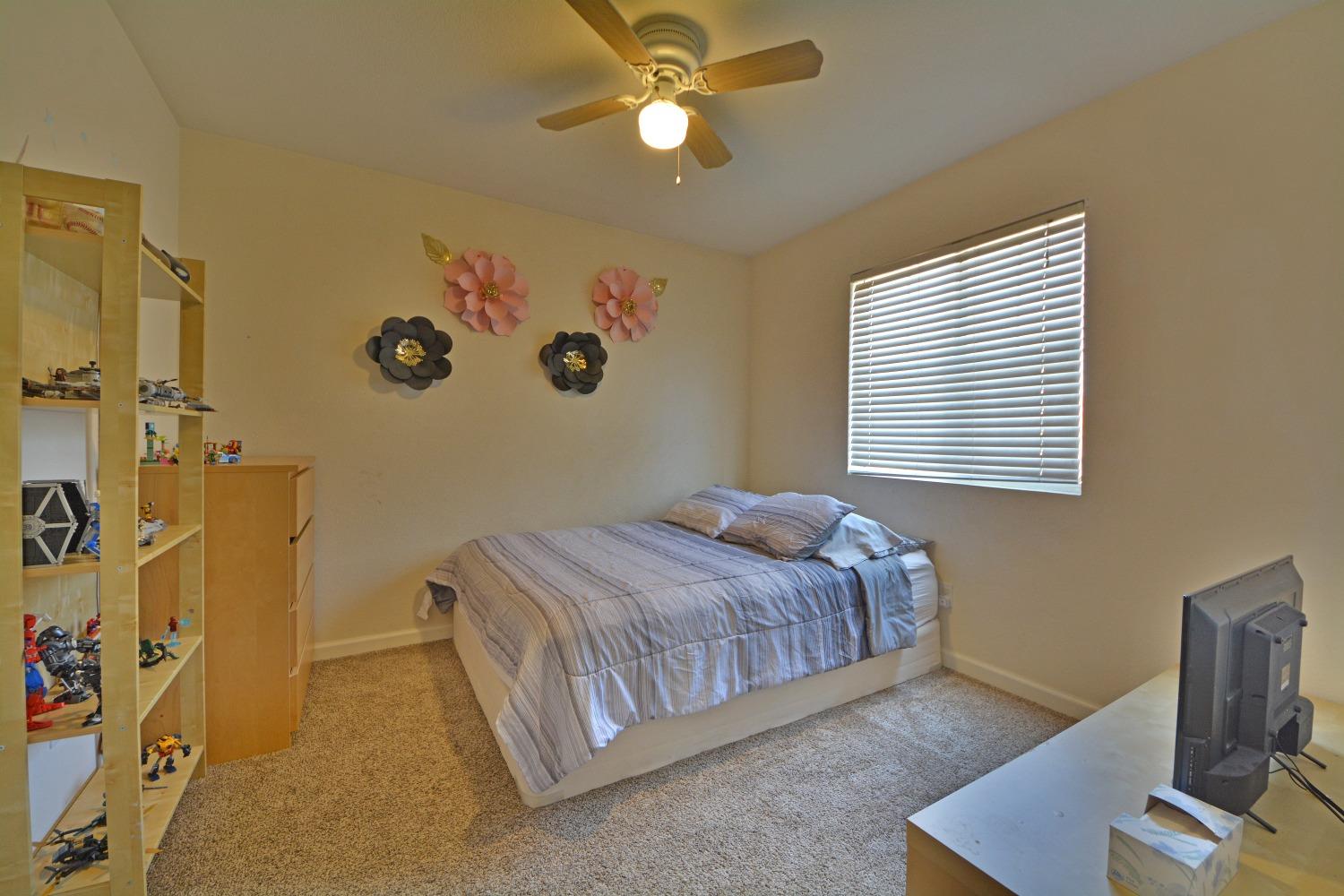 Detail Gallery Image 16 of 25 For 3541 Hepburn Cir, Stockton,  CA 95209 - 4 Beds | 2/1 Baths