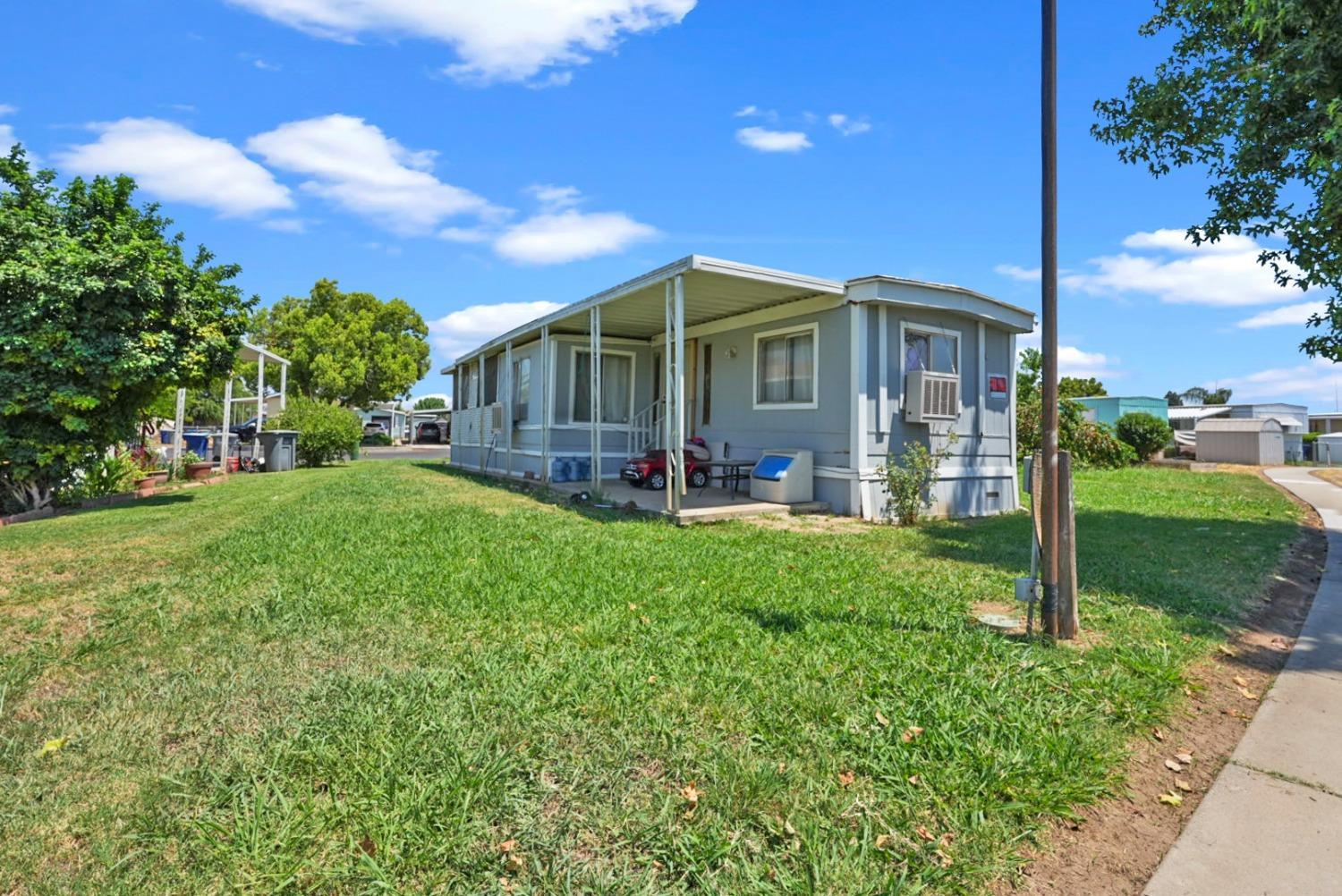 Detail Gallery Image 1 of 16 For 2499 E Gerard Rd, Merced,  CA 95341 - 2 Beds | 2 Baths