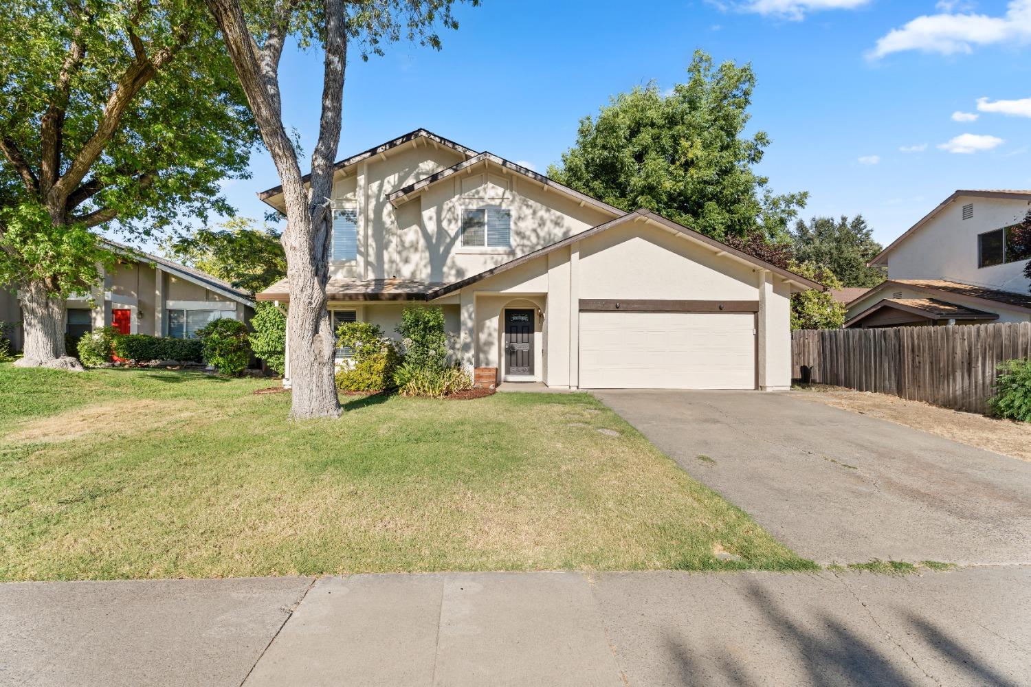 Detail Gallery Image 1 of 1 For 7924 Summerplace Dr, Citrus Heights,  CA 95621 - 4 Beds | 2/1 Baths