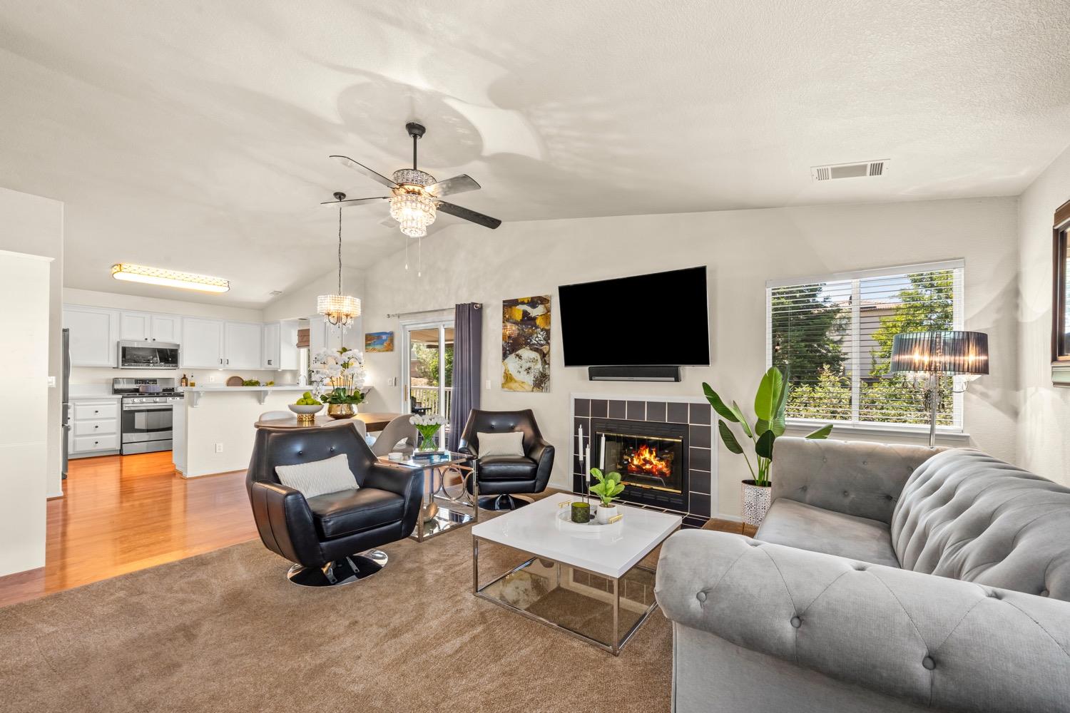 Detail Gallery Image 10 of 72 For 2970 Bridlewood Dr, El Dorado Hills,  CA 95762 - 3 Beds | 2/1 Baths