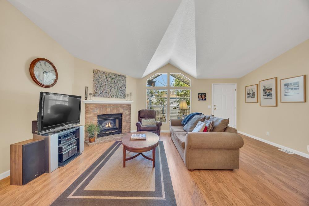 Detail Gallery Image 12 of 38 For 5505 S Grove St 113, Rocklin,  CA 95677 - 3 Beds | 2 Baths