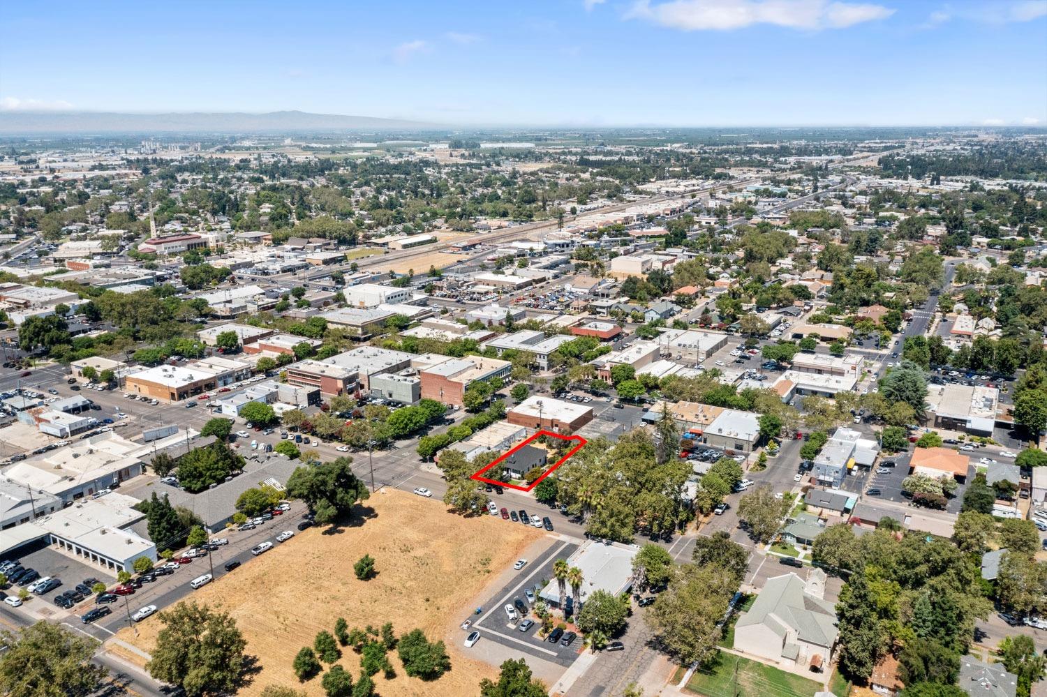 Detail Gallery Image 42 of 45 For 411 Crane Ave, Turlock,  CA 95380 - 3 Beds | 2 Baths