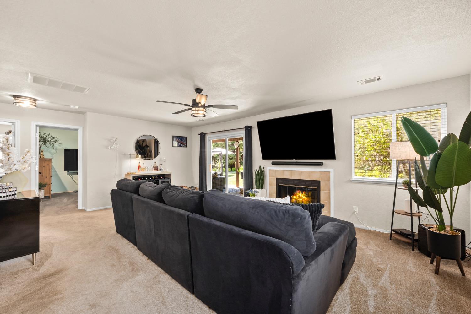 Detail Gallery Image 36 of 72 For 2970 Bridlewood Dr, El Dorado Hills,  CA 95762 - 3 Beds | 2/1 Baths