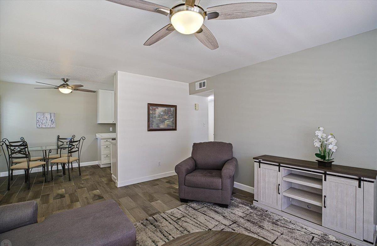 Detail Gallery Image 11 of 29 For 3702 W Benjamin Holt Dr #3,  Stockton,  CA 95219 - 1 Beds | 1 Baths