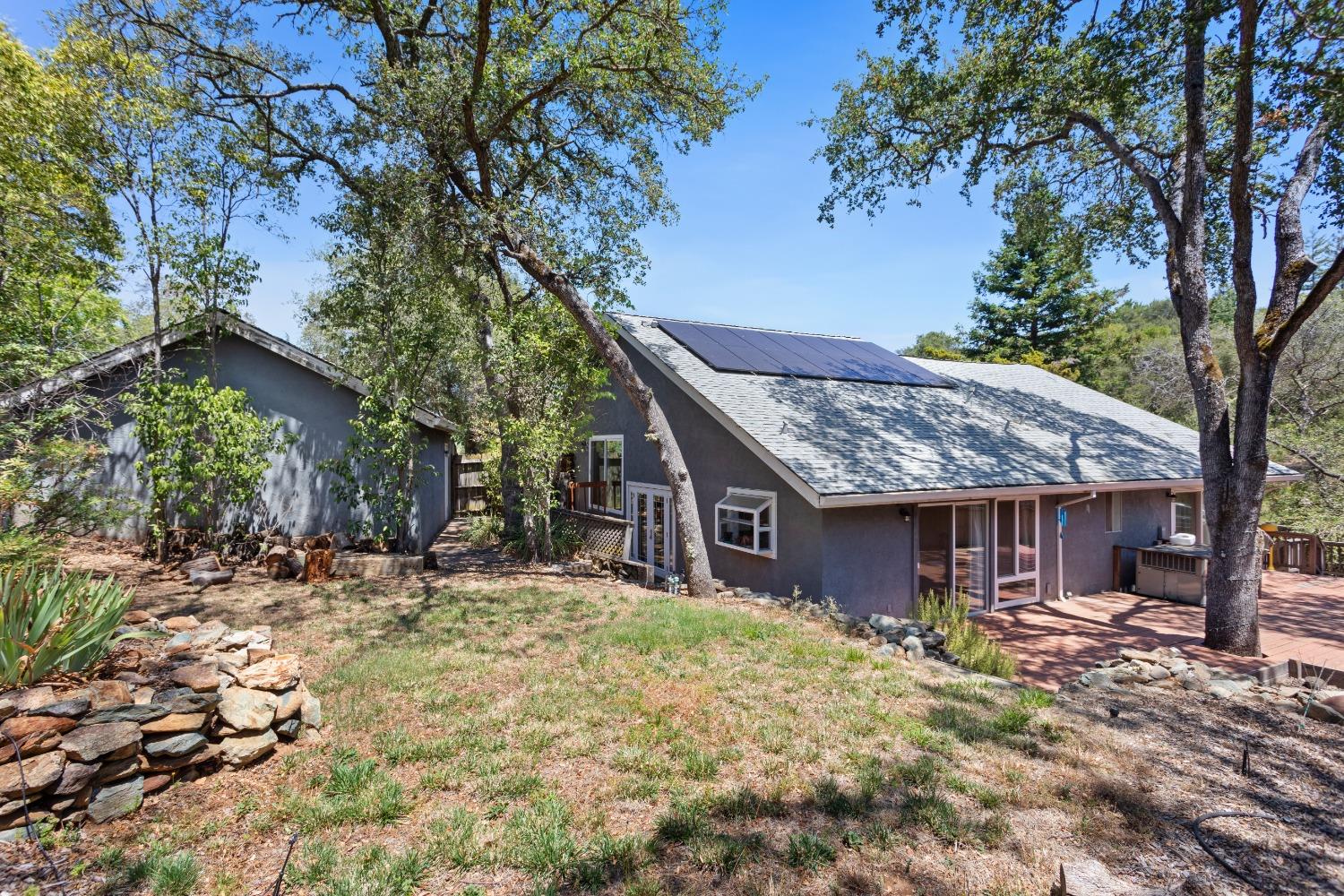 Detail Gallery Image 4 of 32 For 988 King John Way, El Dorado Hills,  CA 95762 - 4 Beds | 2 Baths