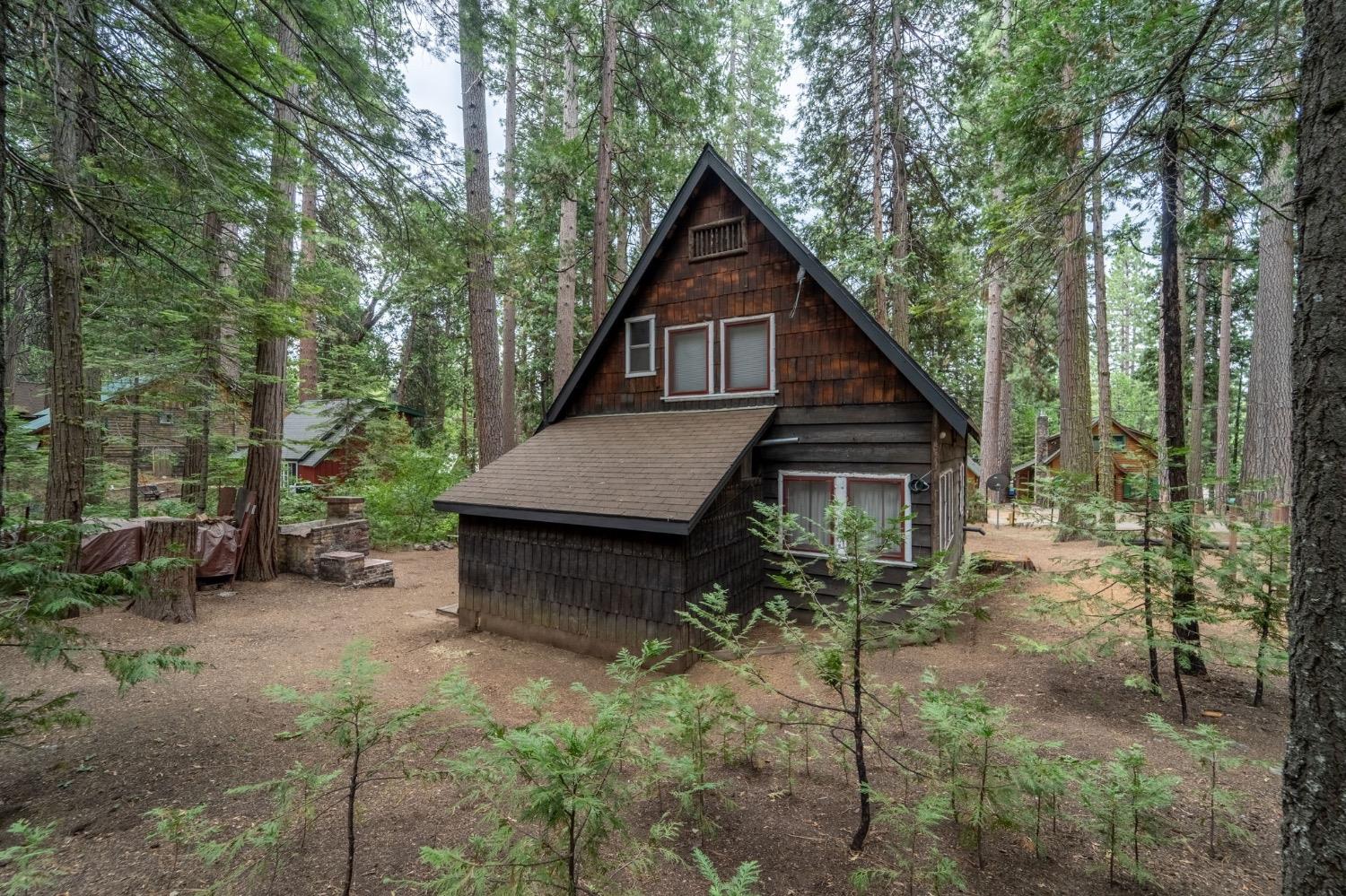 Ellmaro, Long Barn, California image 6