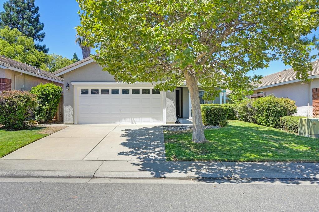 Detail Gallery Image 1 of 1 For 1213 Newmark Way, Folsom,  CA 95630 - 3 Beds | 2 Baths